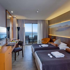 Standard Zimmer mit Kingsize-Bett